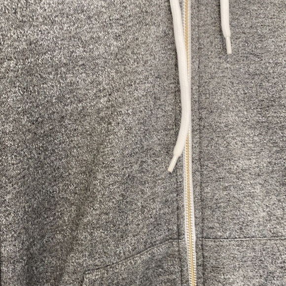 Aritzia Talula Zip Up Sweater - Picture 2 of 2